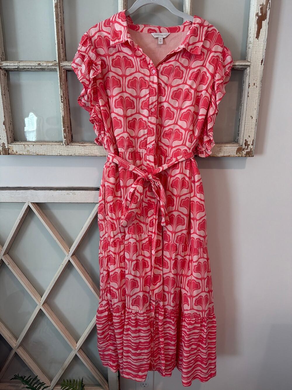 Crown & Ivy size 2X pink patterned midi dress with pockets